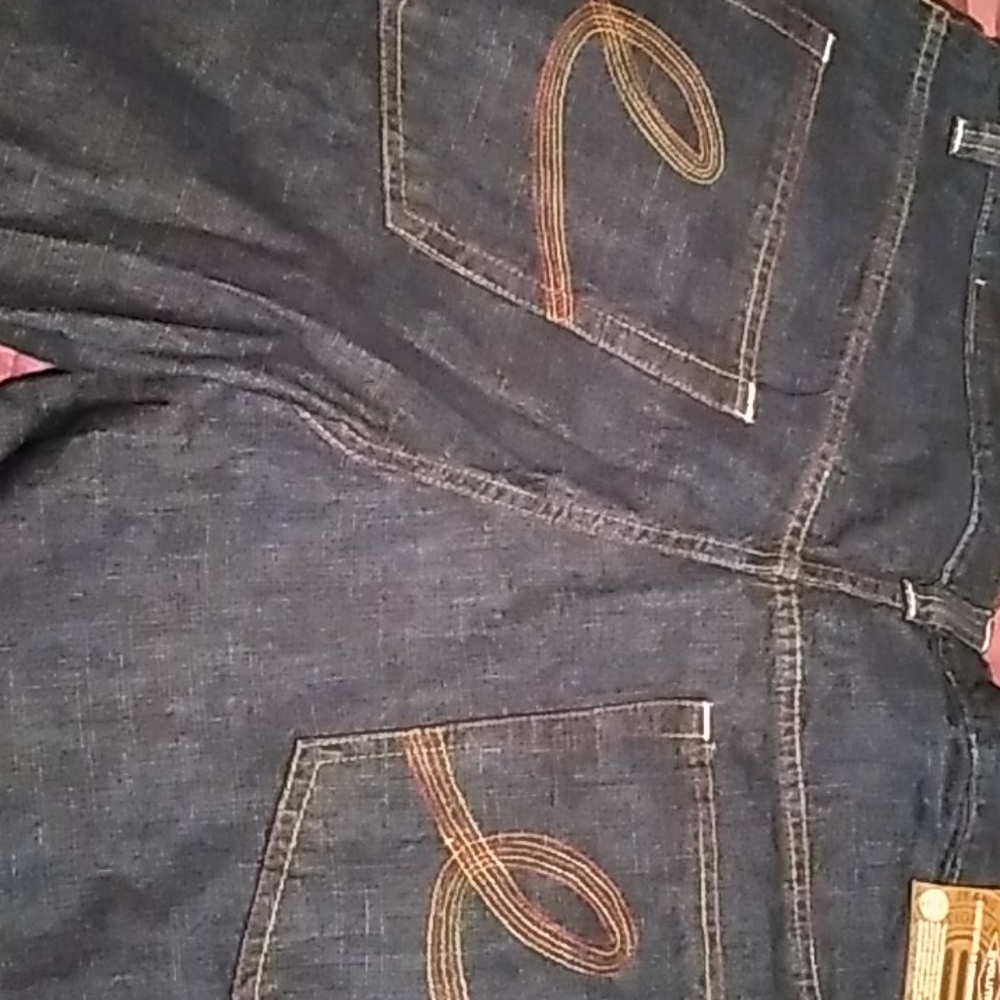 Shorts - Picture 4 of 4